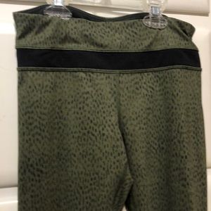 Lulu leggings. Olive green and black
